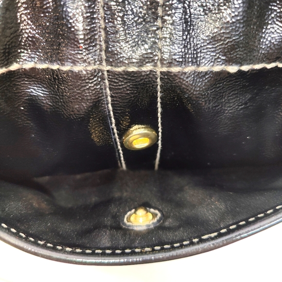 Coach (11623) Patent Calf Leather Shoulder Bag - Picture 4 of 15